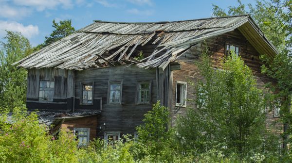 Cottage Demolition in Greenwood